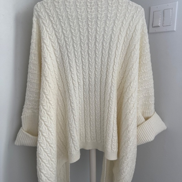 Shein | Size M | Cable Knit Dolman Sleeve Oversized Cardigan (Off-White) - Picture 3 of 6